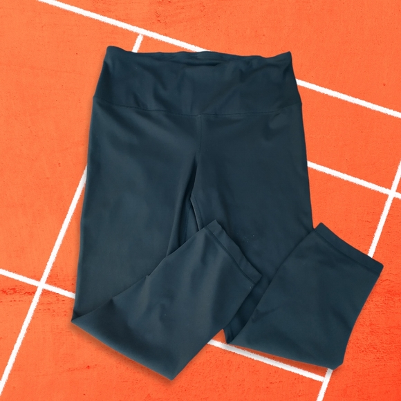 Yogalicious Pants - YOGALICI*US Lux black yoga pants. Size Large.